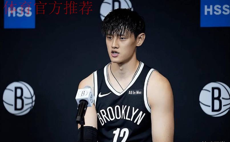 博主谈曾凡博：目前这个节骨眼耗掉的就是自己宝贵的时间