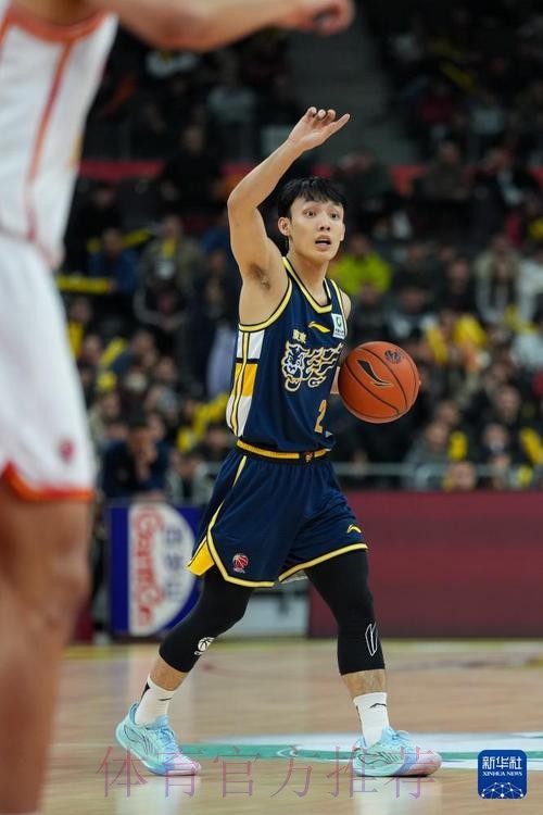 常规赛1月7日:广东东阳光VS深圳马可波罗 徐杰集锦 常规赛1月7日:广东东阳光VS深圳马可波罗 徐杰集锦